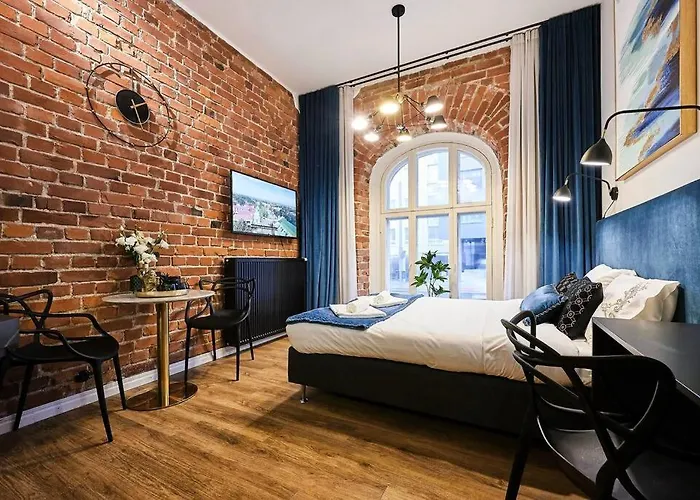 Urban-Glam City Centre Studio With A Gym And Terrace
